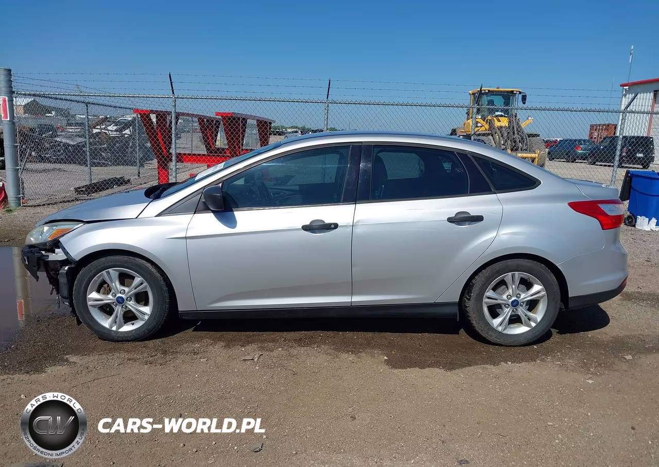 2013 Ford Focus VIN:1FADP3E20DL170071 - 15