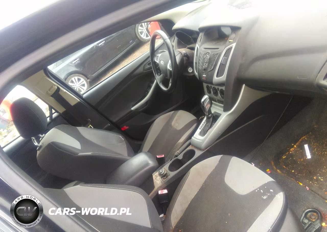 2012 Ford Focus Se VIN:1FAHP3K20CL169622 - 5