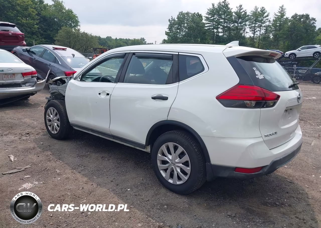 2017 Nissan Rogue S VIN:KNMAT2MV0HP562271 - 3