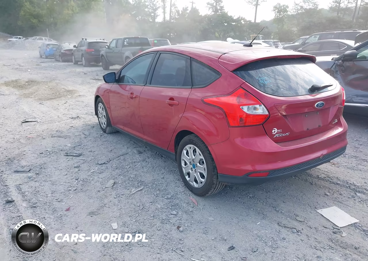 2012 Ford Focus Se VIN:1FAHP3K28CL414733 - 3
