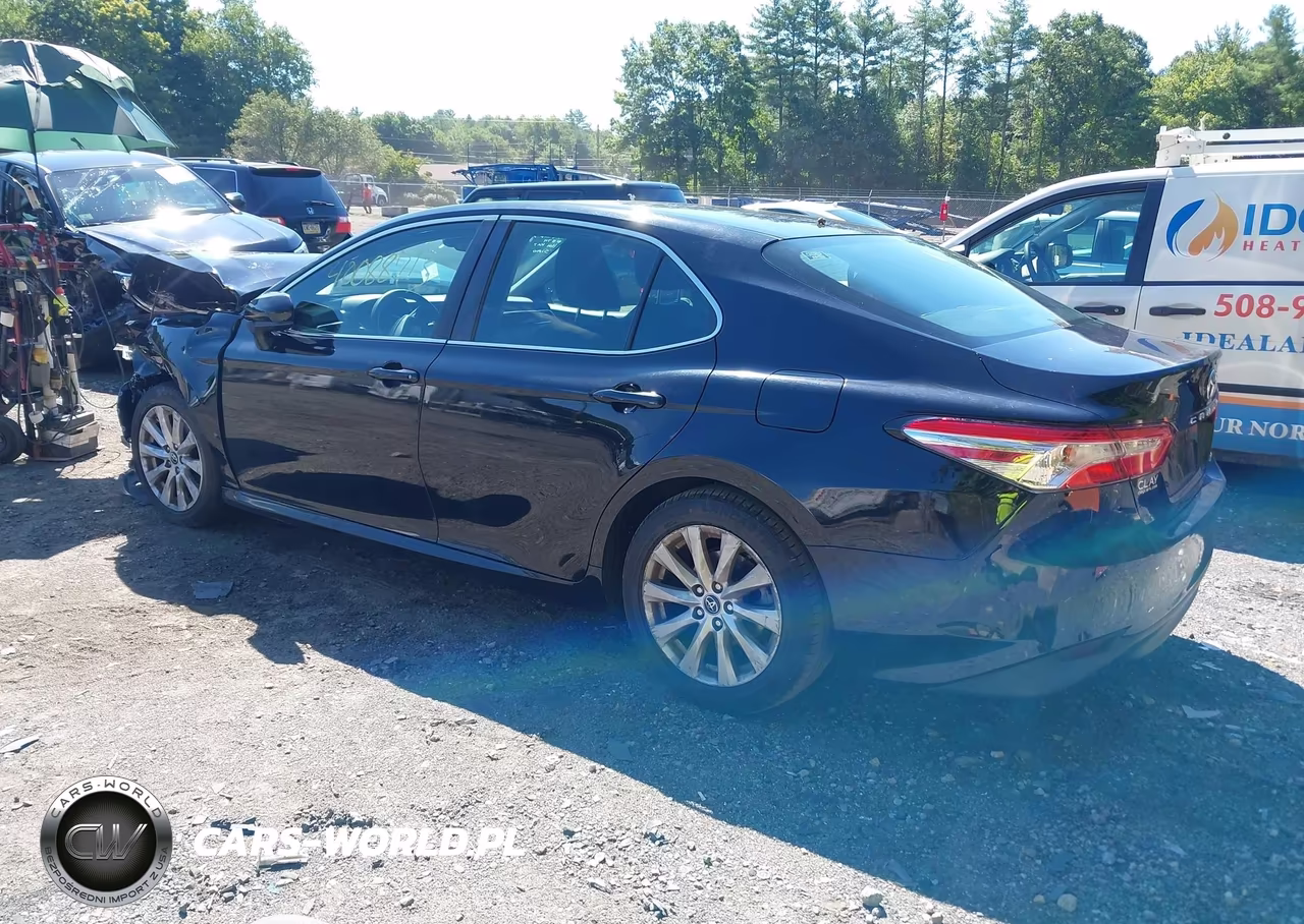TOYOTA CAMRY VIN:4T1B11HK5JU562984 - 3