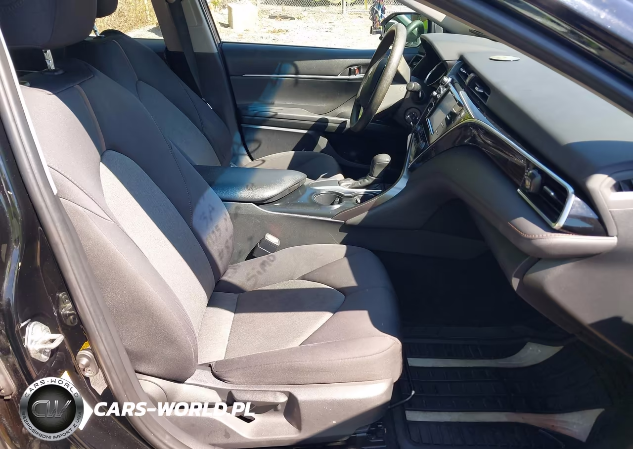 TOYOTA CAMRY VIN:4T1B11HK5JU562984 - 5