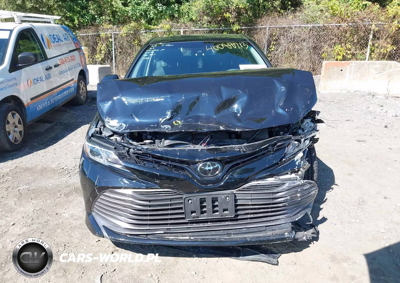 TOYOTA CAMRY VIN:4T1B11HK5JU562984 - 6