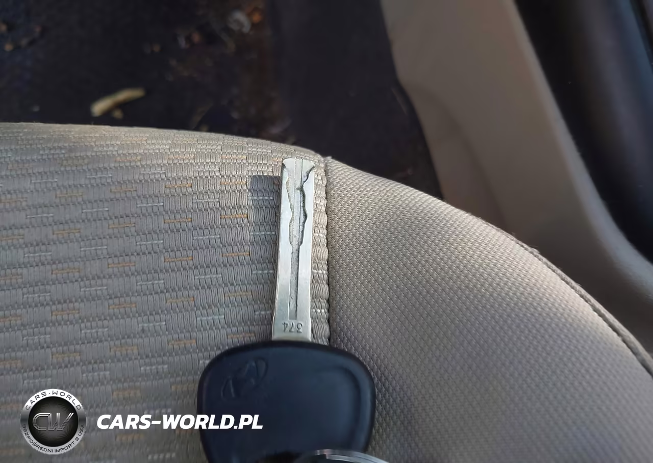 2011 Hyundai Elantra Touring Gls VIN:KMHDB8AE7BU126075 - 11