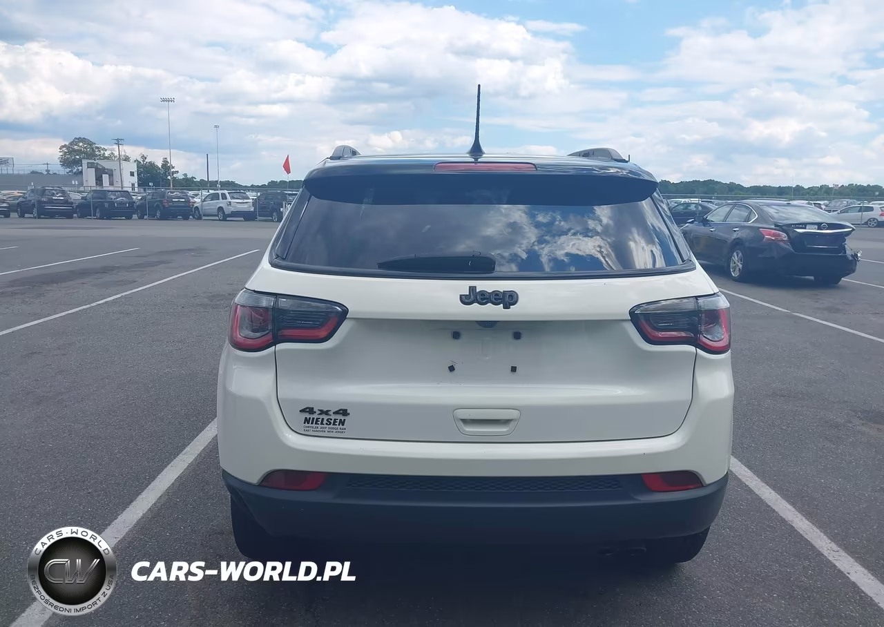 2019 Jeep Compass High Altitude 4X4 VIN:3C4NJDCB6KT748765 - 16