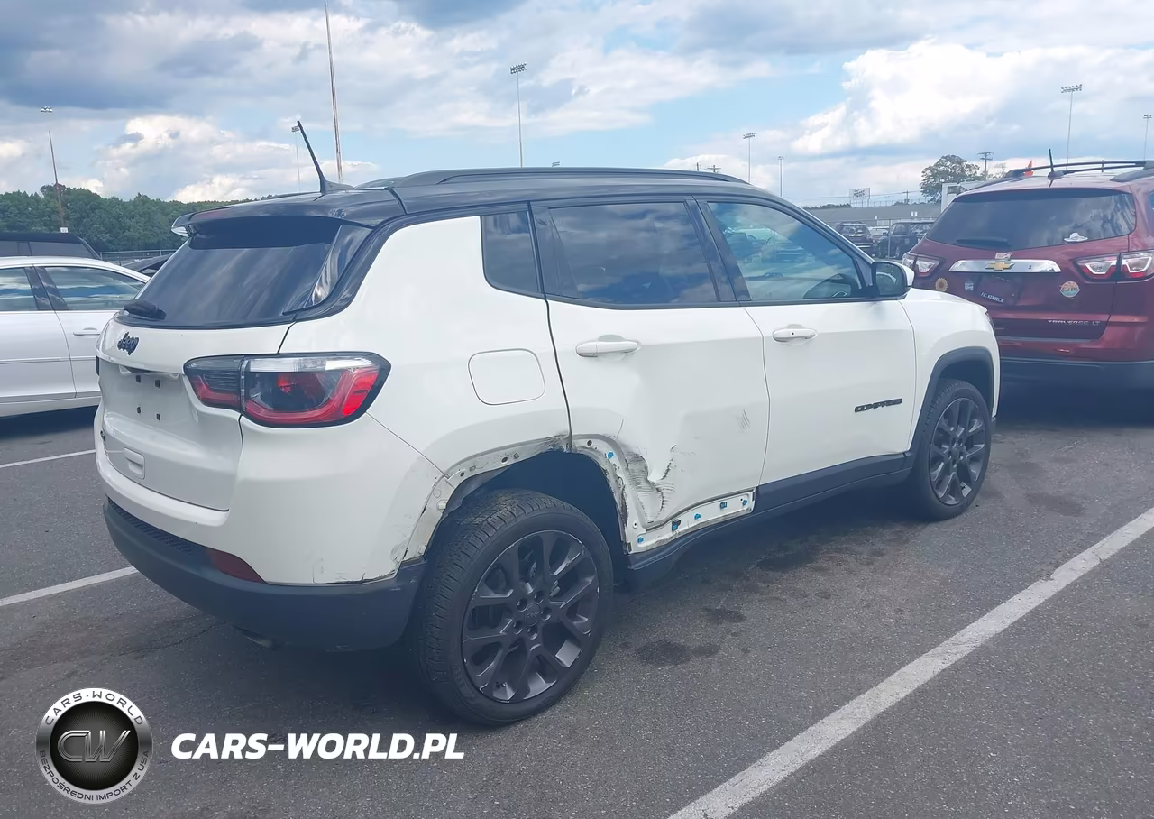2019 Jeep Compass High Altitude 4X4 VIN:3C4NJDCB6KT748765 - 4