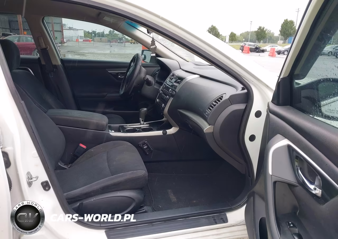 2014 Nissan Altima 2.5 S VIN:1N4AL3APXEN356979 - 5