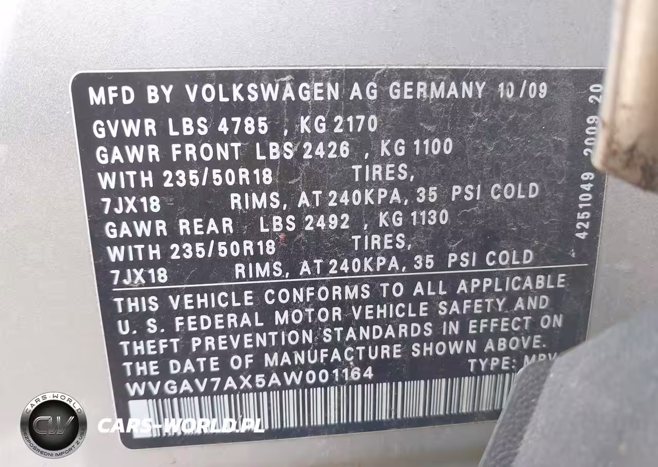 2010 Volkswagen Tiguan S VIN:WVGAV7AX5AW001164 - 9
