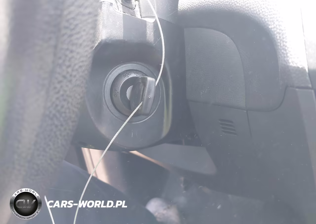 2012 Mazda Mazda3 I Sport VIN:JM1BL1UF6C1503356 - 11