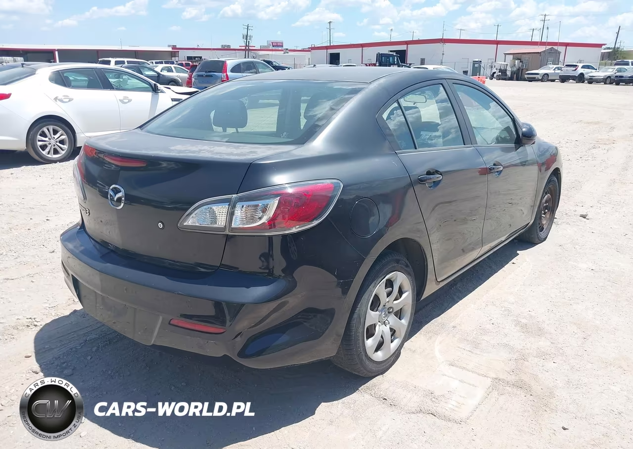 2012 Mazda Mazda3 I Sport VIN:JM1BL1UF6C1503356 - 4