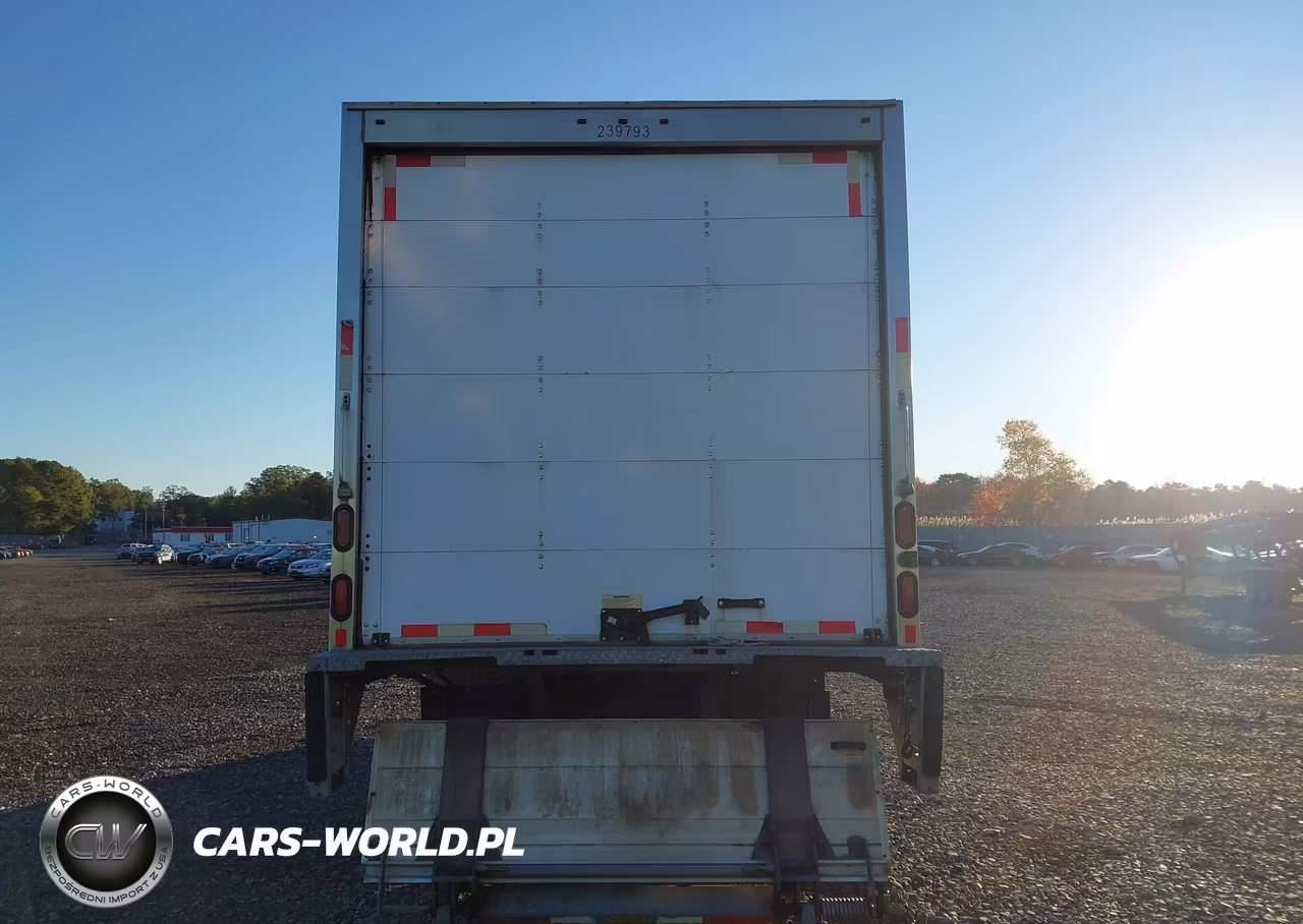 2017 Isuzu Npr Hd Gas Reg VIN:54DC4W1B7HS802867 - 18
