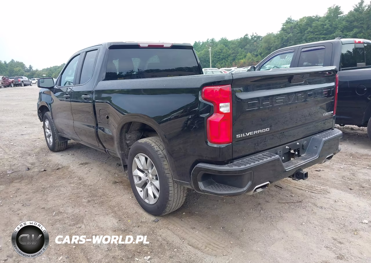 2021 Chevrolet Silverado 1500 4Wd Double Cab Standard Bed Custom VIN:1GCRYBEF4MZ449904 - 3