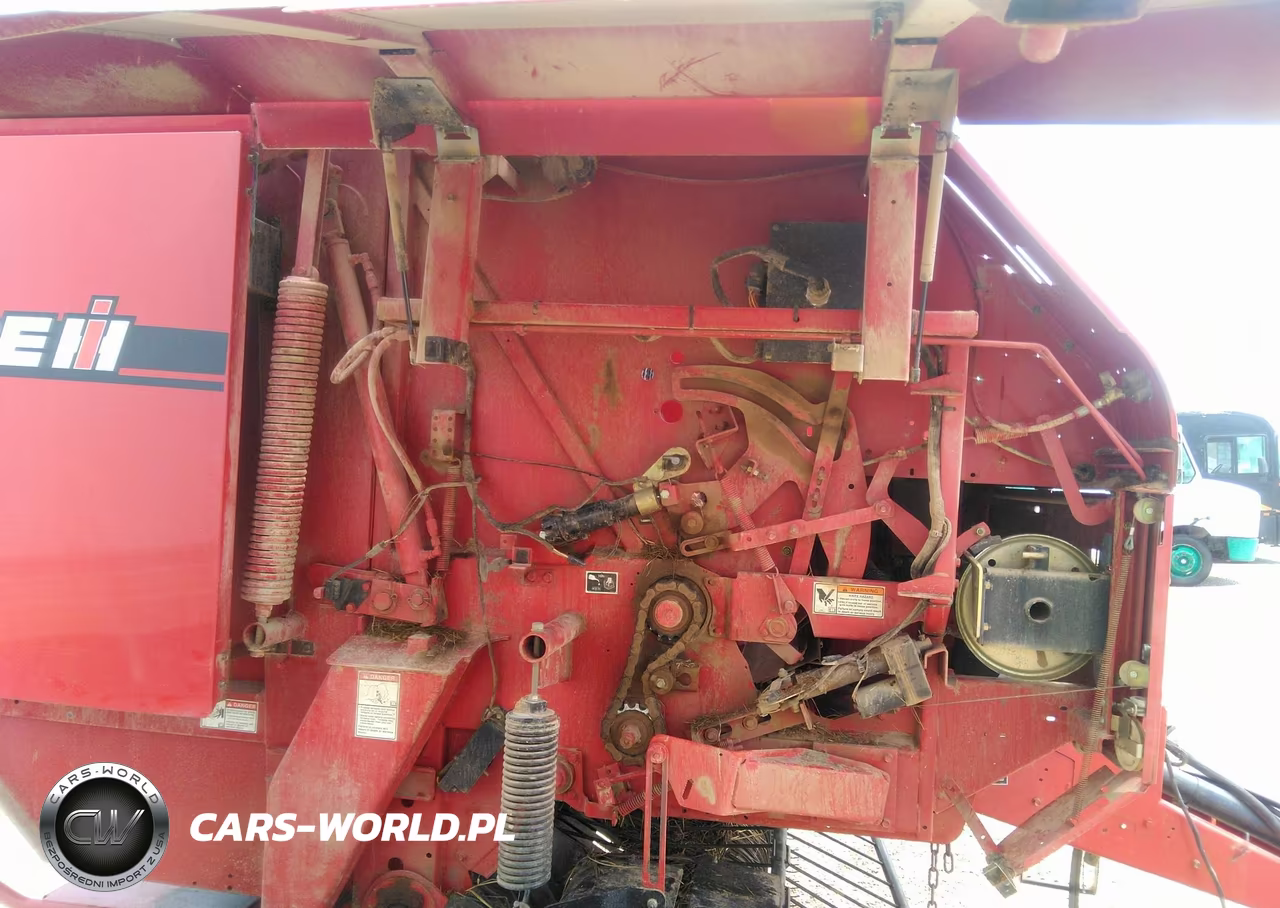 2010 Case Bailer VIN:YAN044957 - 10