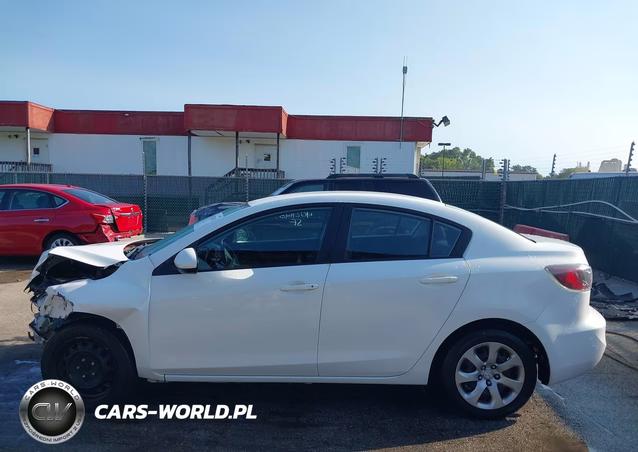 2013 Mazda Mazda3 I Sport VIN:JM1BL1UP0D1851504 - 15