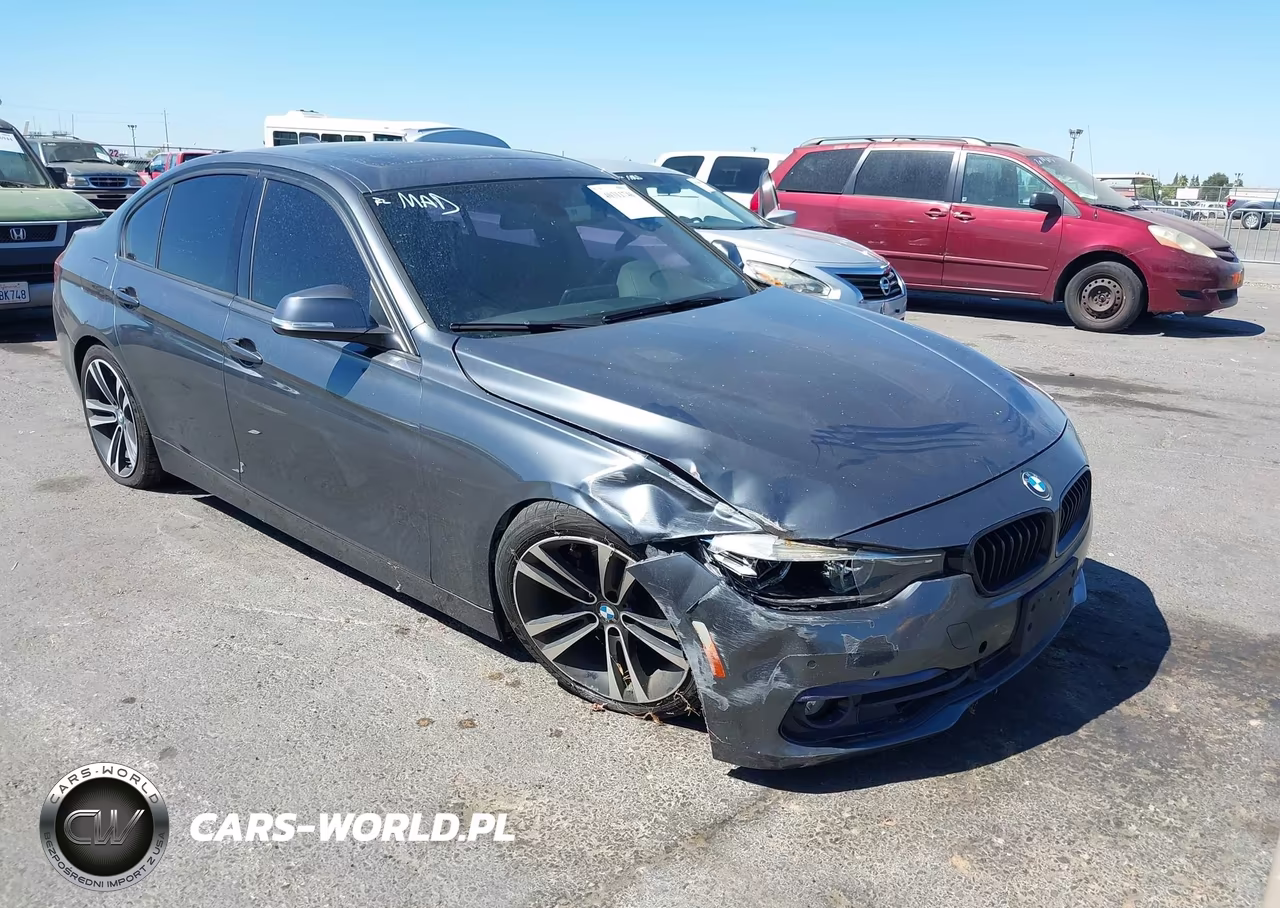 2018 BMW 330I xDrive – zdjęcie 1 z 16