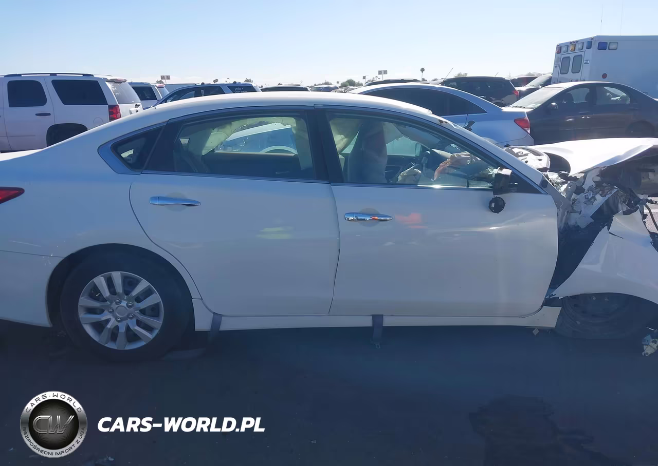 2017 Nissan Altima 2.5 S VIN:1N4AL3AP4HN353726 - 12