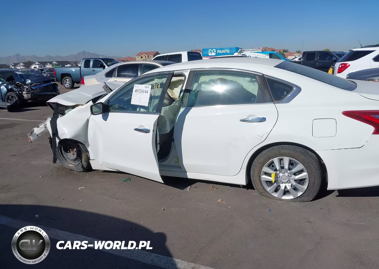 2017 Nissan Altima 2.5 S VIN:1N4AL3AP4HN353726 - 13