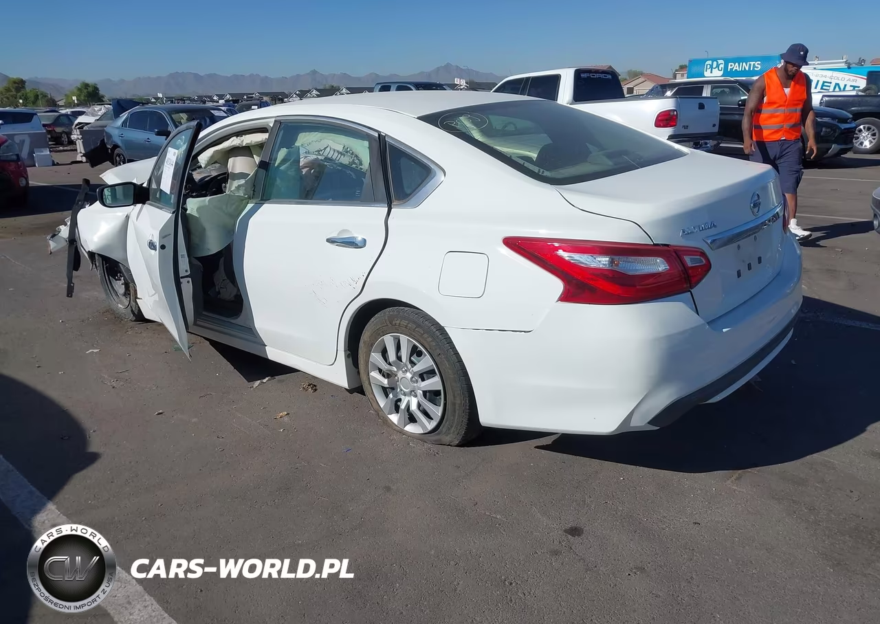 2017 Nissan Altima 2.5 S VIN:1N4AL3AP4HN353726 - 3