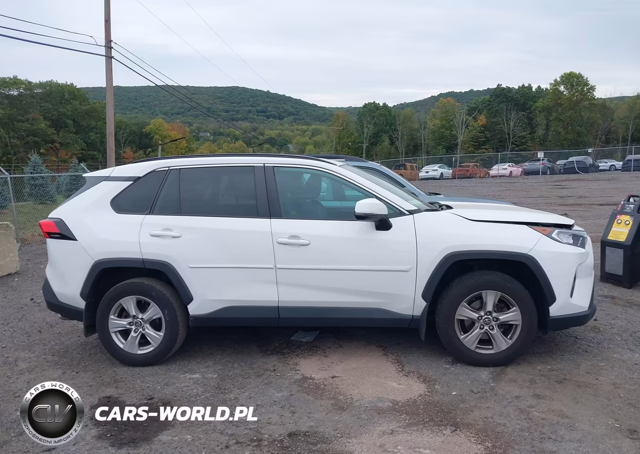 2020 Toyota Rav4 Xle VIN:2T3P1RFVXLW106930 - 13