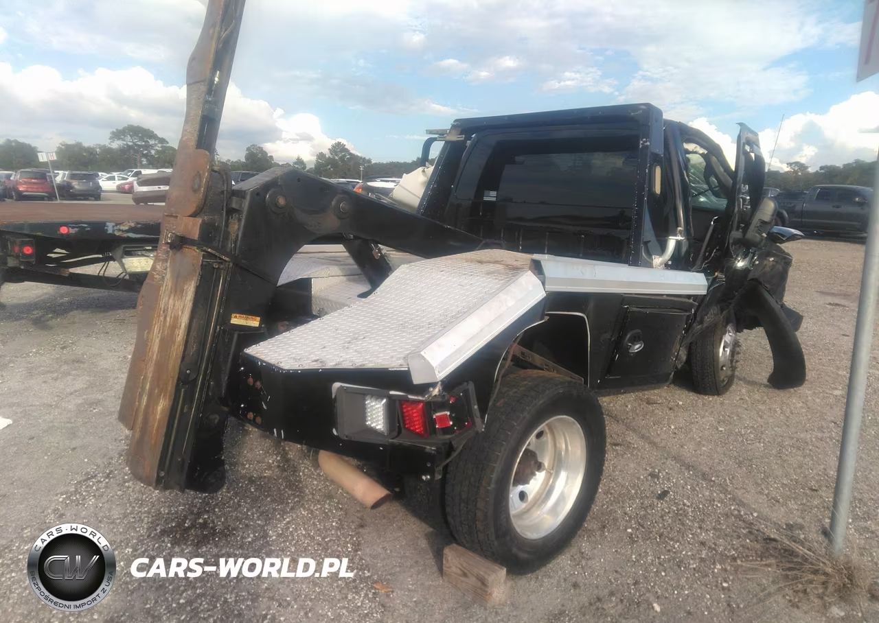 2016 Ford F-450 Chassis Xl VIN:1FDUF4GY4GEB34876 - 4