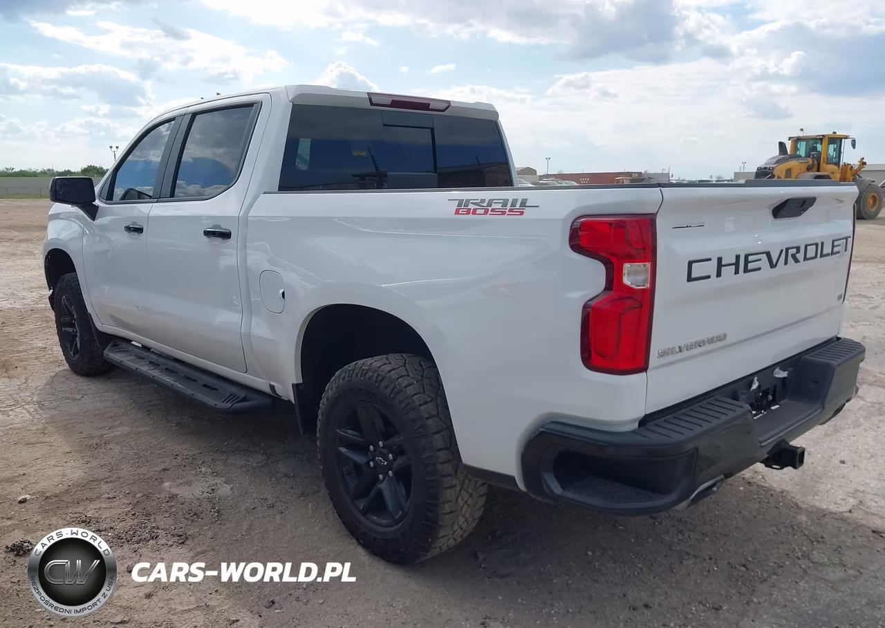 2021 Chevrolet Silverado 1500 VIN:1GCPYFED0MZ308678 - 3