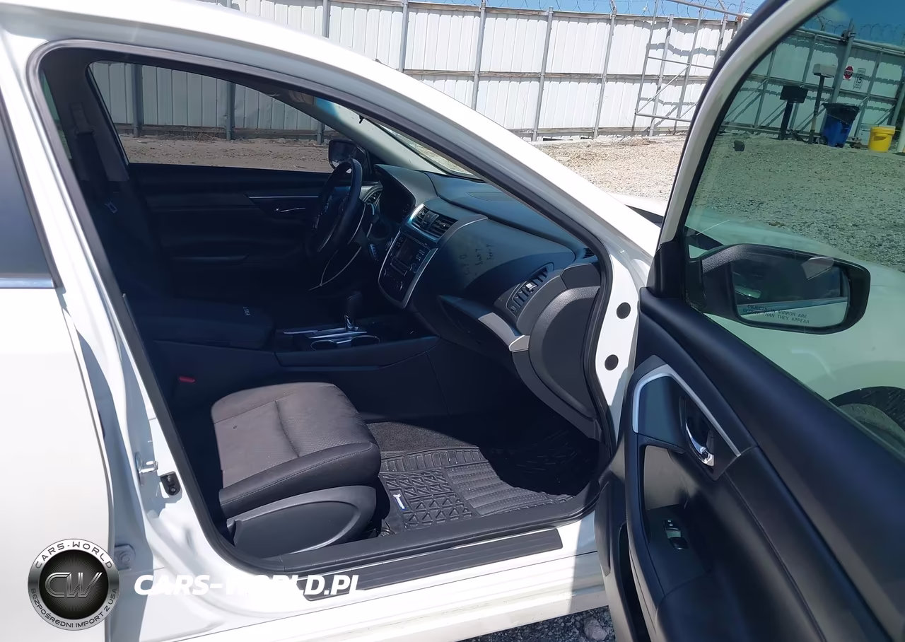 2017 Nissan Altima 2.5 Sr VIN:1N4AL3AP1HC227593 - 5