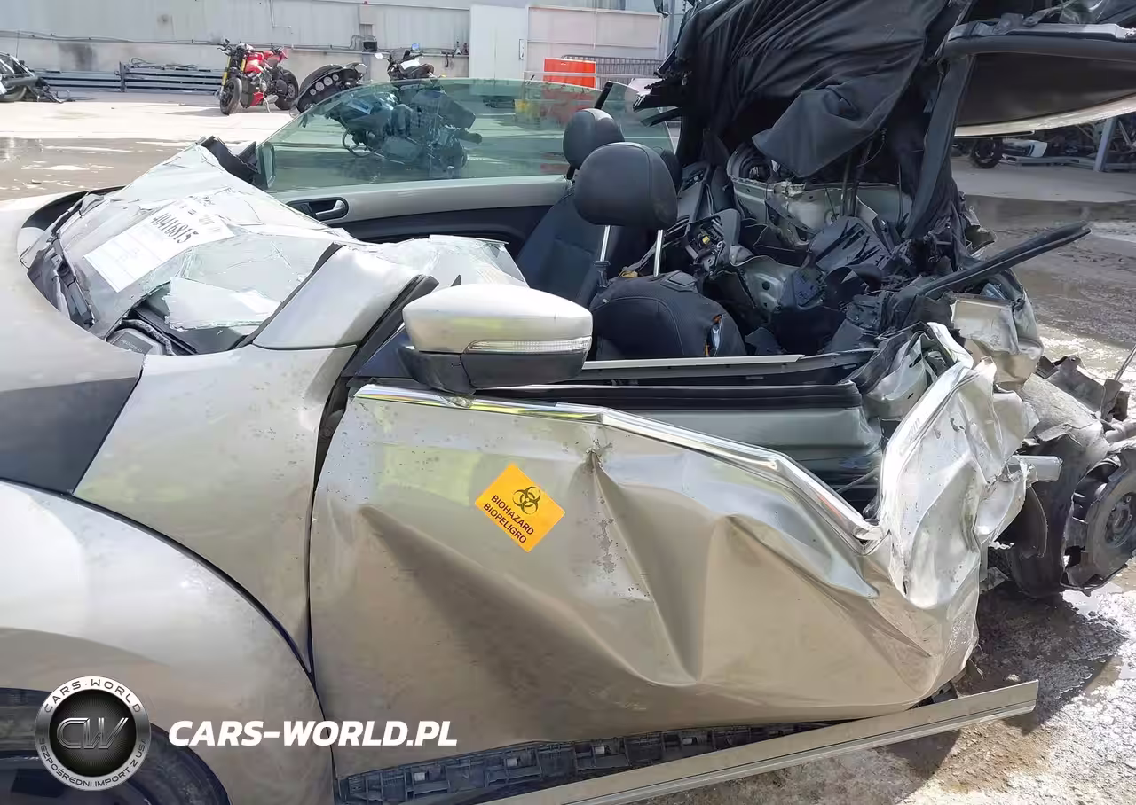 2013 Volkswagen Beetle 2.5L VIN:3VW5X7ATXDM814241 - 14
