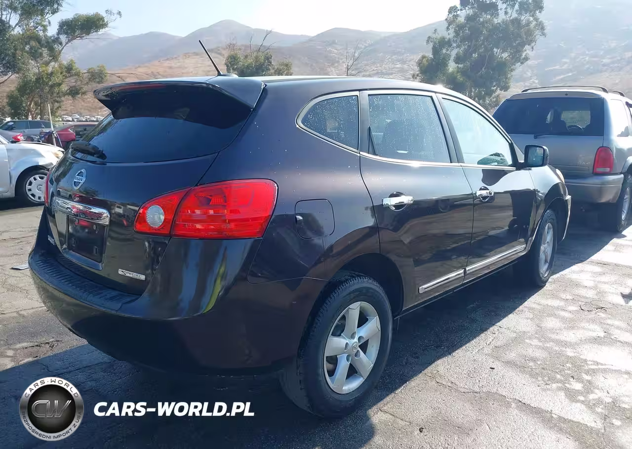2013 Nissan Rogue S VIN:JN8AS5MTXDW524098 - 4