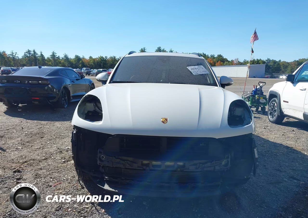 2020 Porsche Macan VIN:WP1AA2A57LLB04462 - 13
