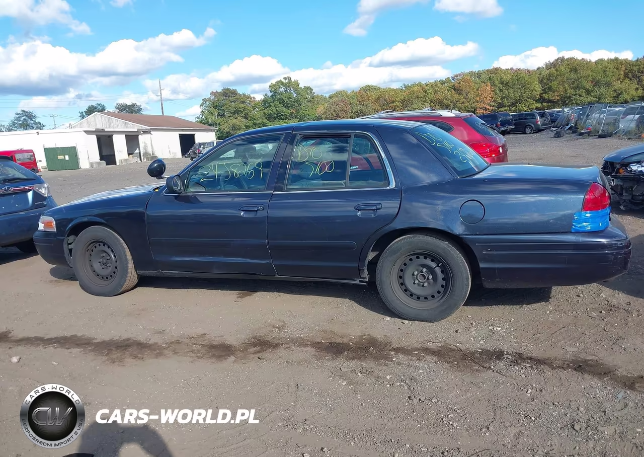 2002 Ford Crown Victoria Natural Gas Vehicle-Police-Police Street Appearance VIN:2FAFP71W42X116426 - 13