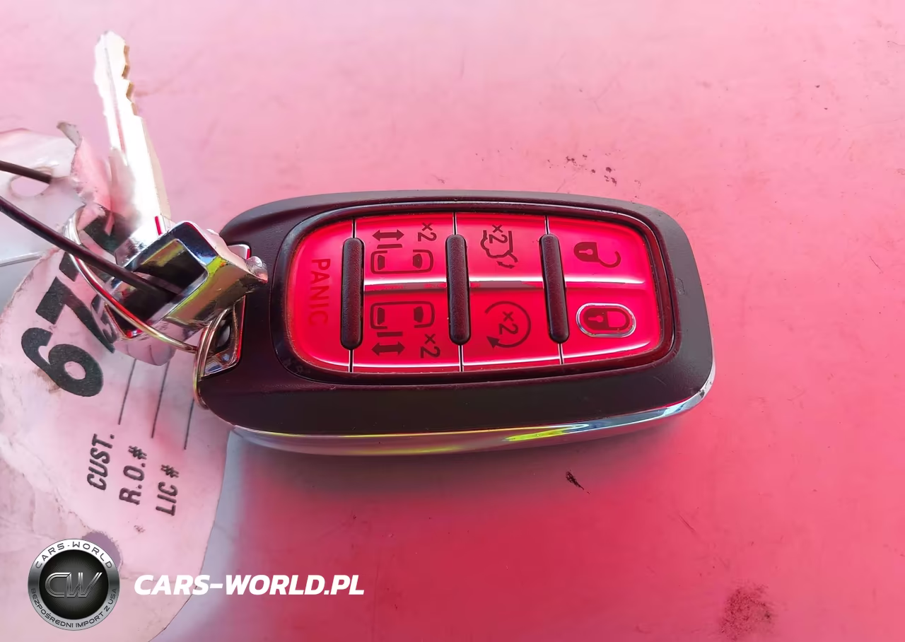 2023 Chrysler Pacifica Hybrid Touring L VIN:2C4RC1L70PR559027 - 11