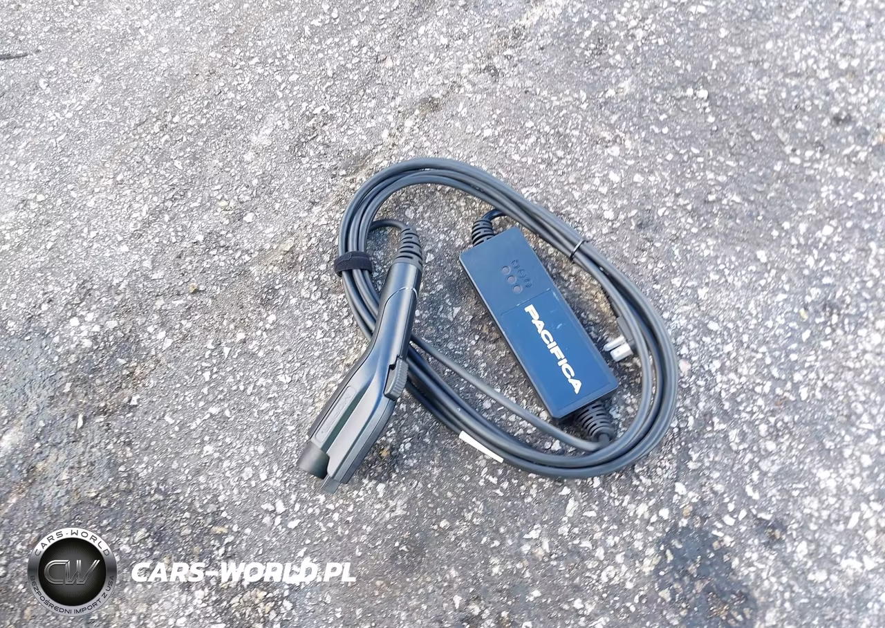 2023 Chrysler Pacifica Hybrid Touring L VIN:2C4RC1L70PR559027 - 21