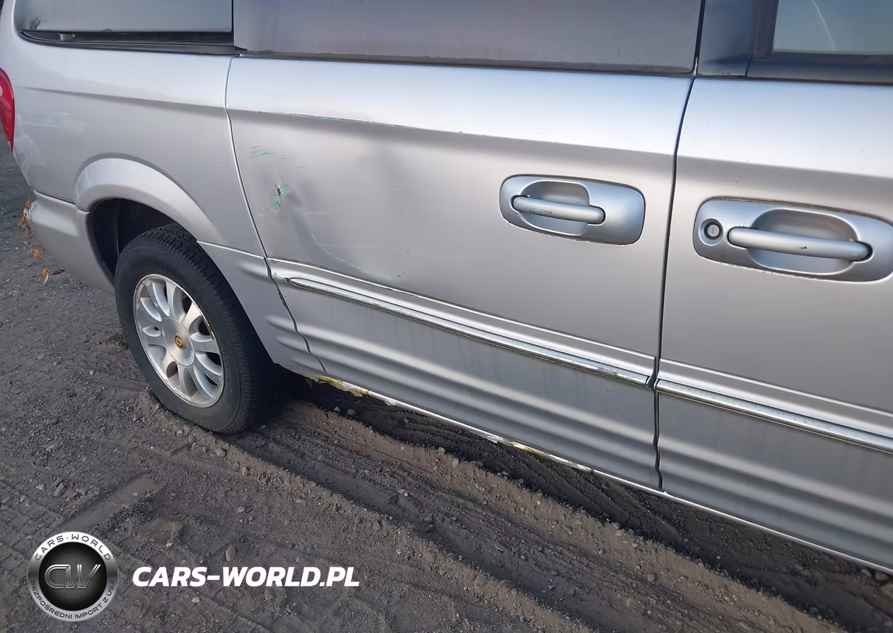 2002 Chrysler Town & Country Lxi VIN:2C8GT54L92R557987 - 6