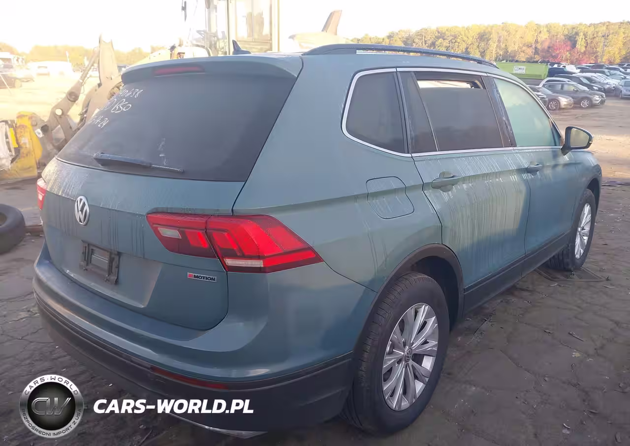 2019 Volkswagen Tiguan 2.0T Se-2.0T Sel-2.0T Sel R-Line-2.0T Sel R-Line Black VIN:3VV2B7AX8KM128558 - 4
