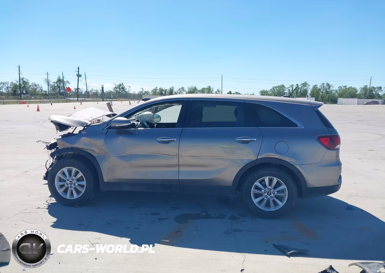 2019 Kia Sorento 2.4L L VIN:5XYPG4A30KG507083 - 14