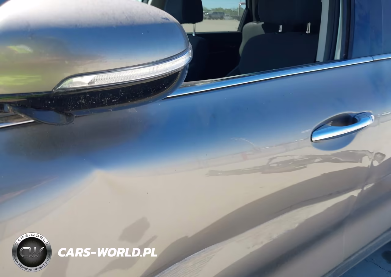 2019 Kia Sorento 2.4L L VIN:5XYPG4A30KG507083 - 17