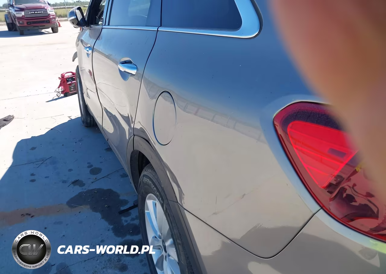 2019 Kia Sorento 2.4L L VIN:5XYPG4A30KG507083 - 19