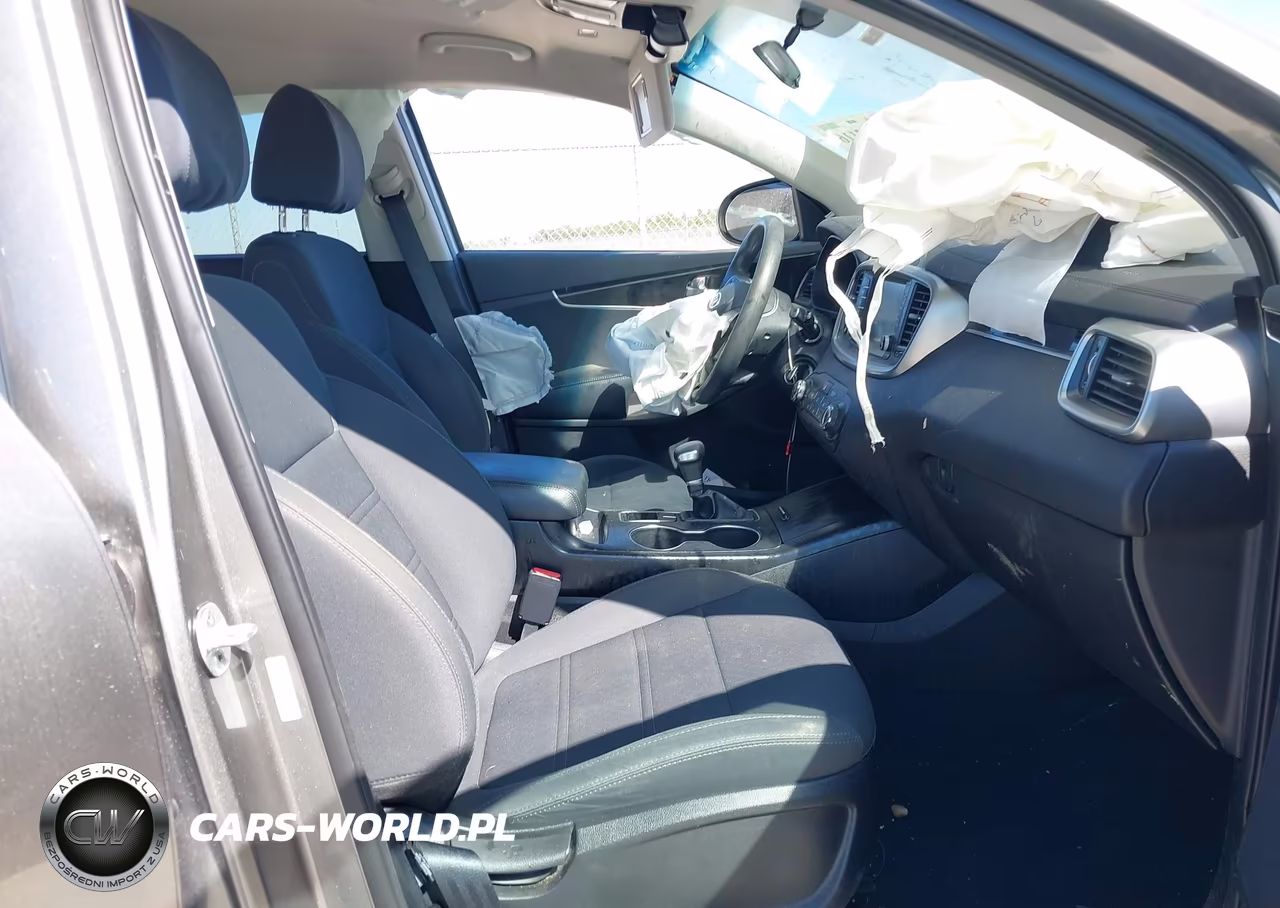 2019 Kia Sorento 2.4L L VIN:5XYPG4A30KG507083 - 5