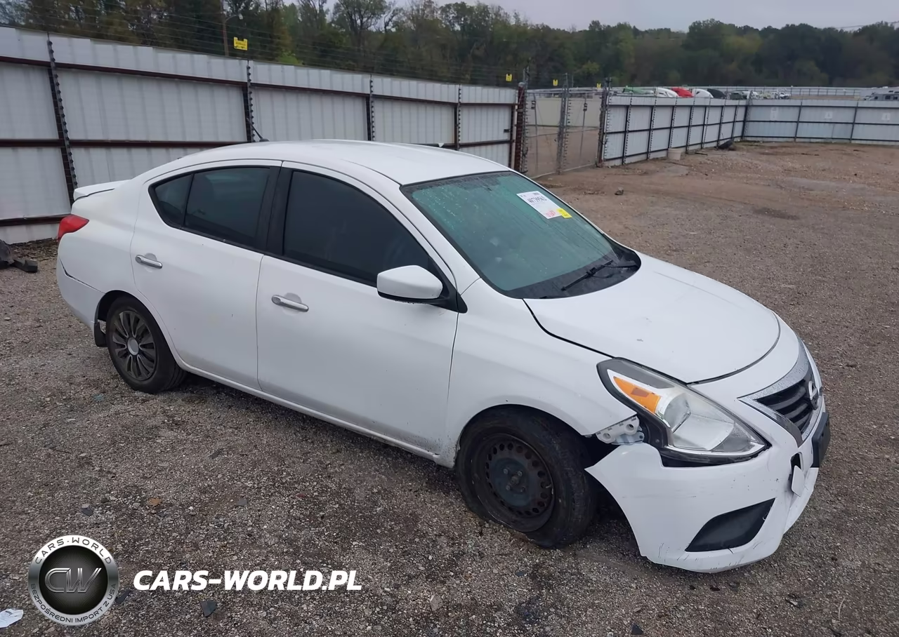 2015 Nissan Versa 1.6 Sv – zdjęcie 1 z 16
