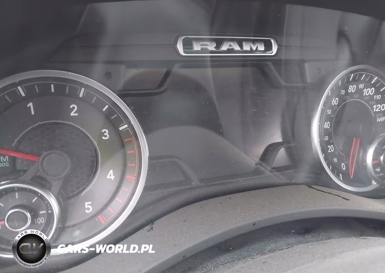 2019 Ram 3500 Laramie 4X4 8' Box VIN:3C63RRJL2KG576016 - 6