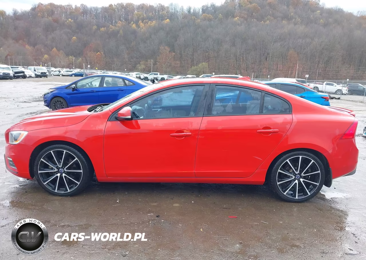 2017 Volvo S60 T5 Dynamic VIN:YV140MTL8H2429055 - 14