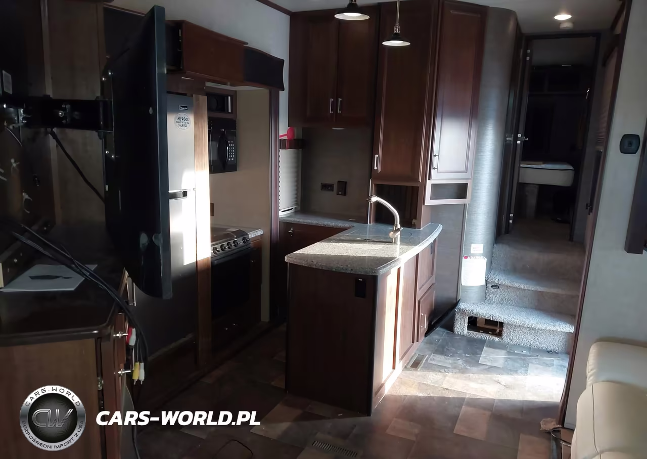 2015 Keystone 38Ft VIN:4YDF37126FF810844 - 8