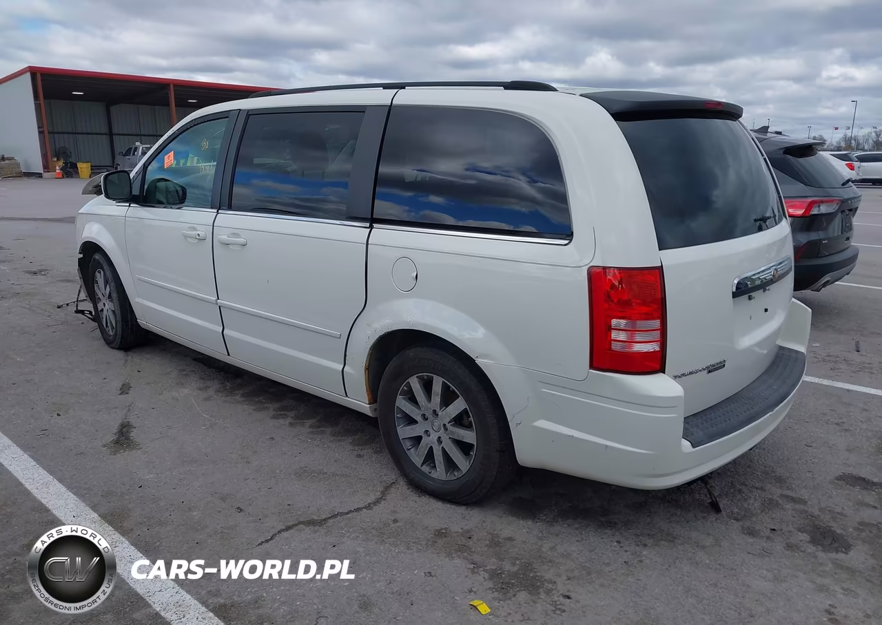 2008 Chrysler Town & Country Touring VIN:2A8HR54P08R668002 - 3