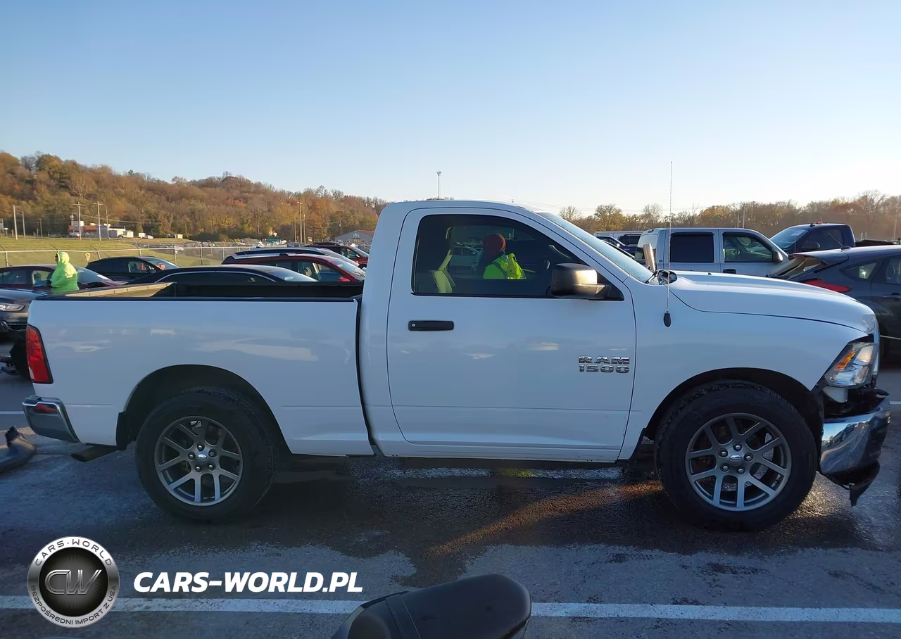 2015 Ram 1500 Tradesman VIN:3C6JR6AG0FG522325 - 14