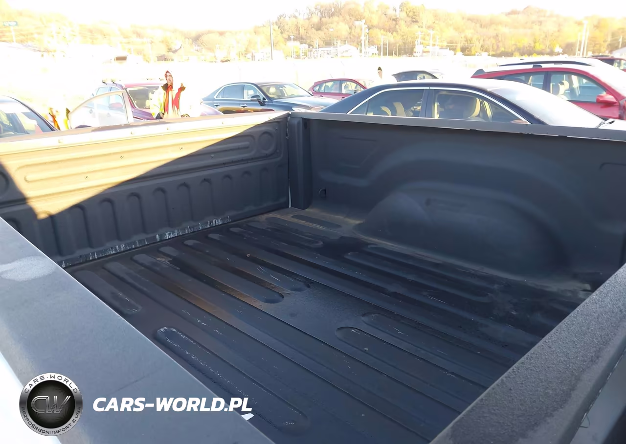 2015 Ram 1500 Tradesman VIN:3C6JR6AG0FG522325 - 8