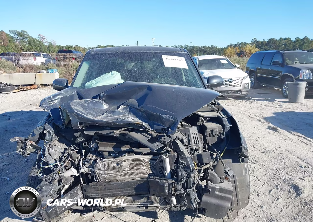 2016 Kia Soul + VIN:KNDJP3A59G7337151 - 12