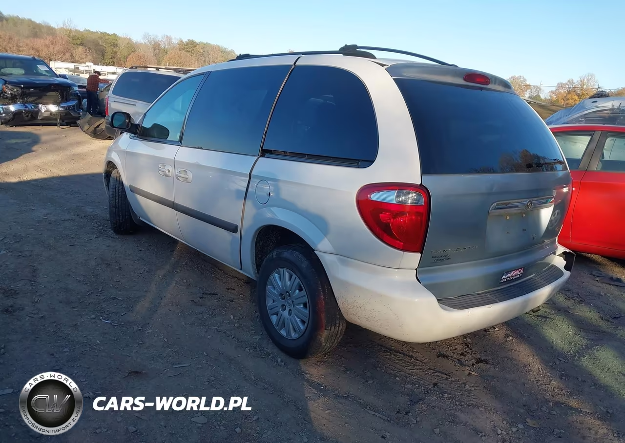 2006 Chrysler Town & Country VIN:1A4GP45R66B748851 - 3