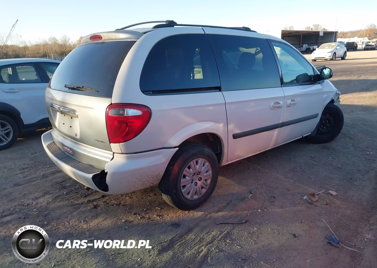 2006 Chrysler Town & Country VIN:1A4GP45R66B748851 - 4