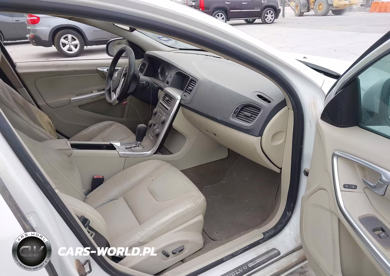 2012 Volvo S60 T5 VIN:YV1622FS4C2128219 - 5