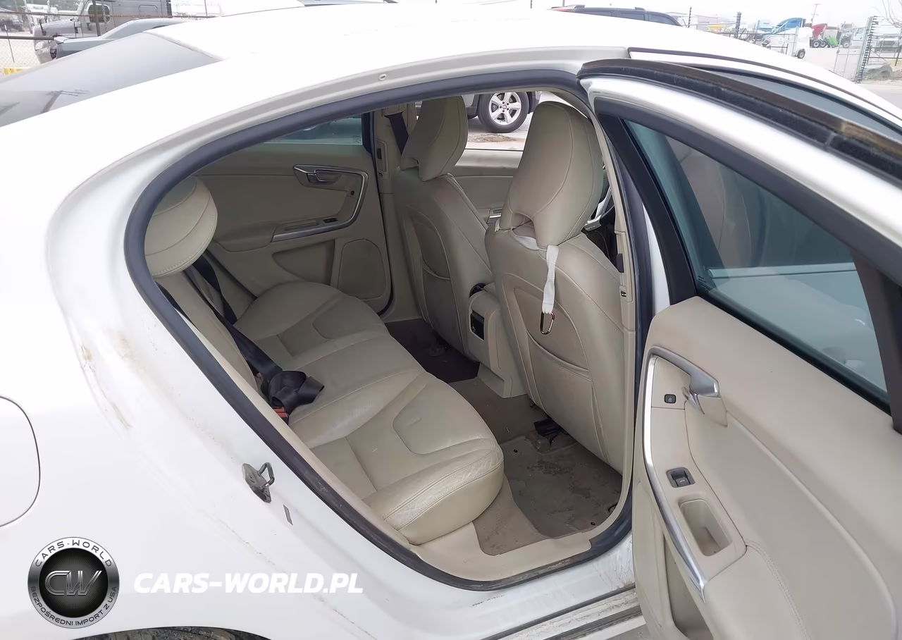 2012 Volvo S60 T5 VIN:YV1622FS4C2128219 - 8